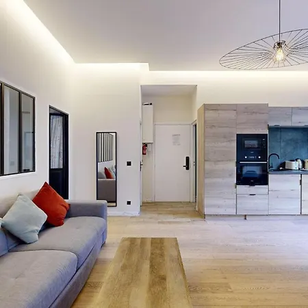 188-suite Eight Apartment